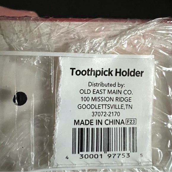 Farm House Salt & Pepper Shaker with Toothpicks Holder Red Barn & Tractor - Picture 6 of 13